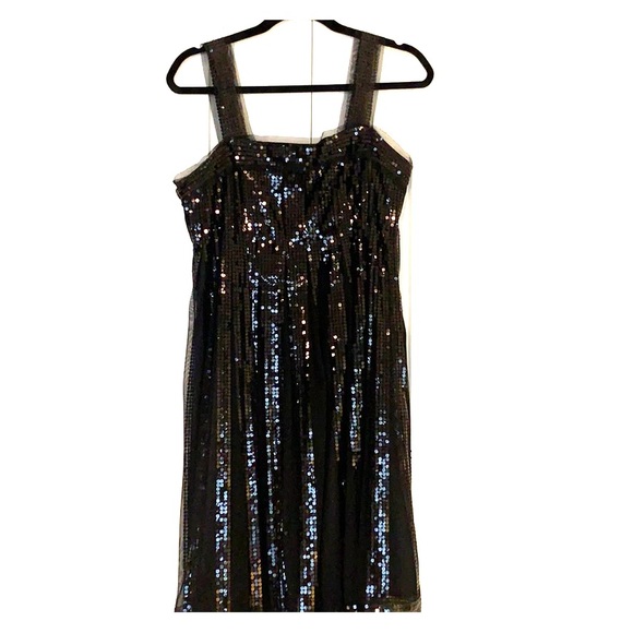 Sassy LBD - Picture 1 of 3
